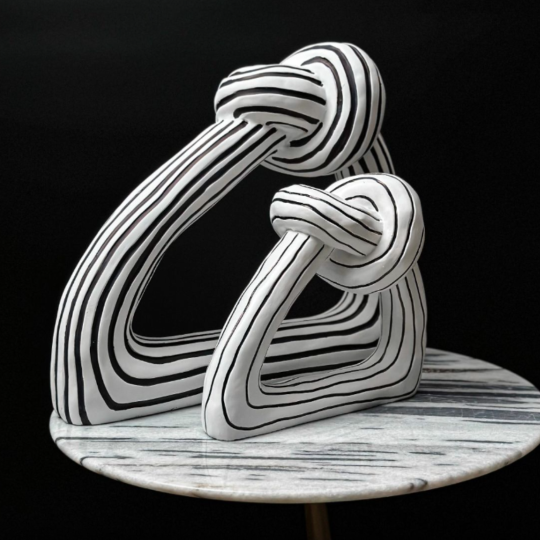 Knot Decor