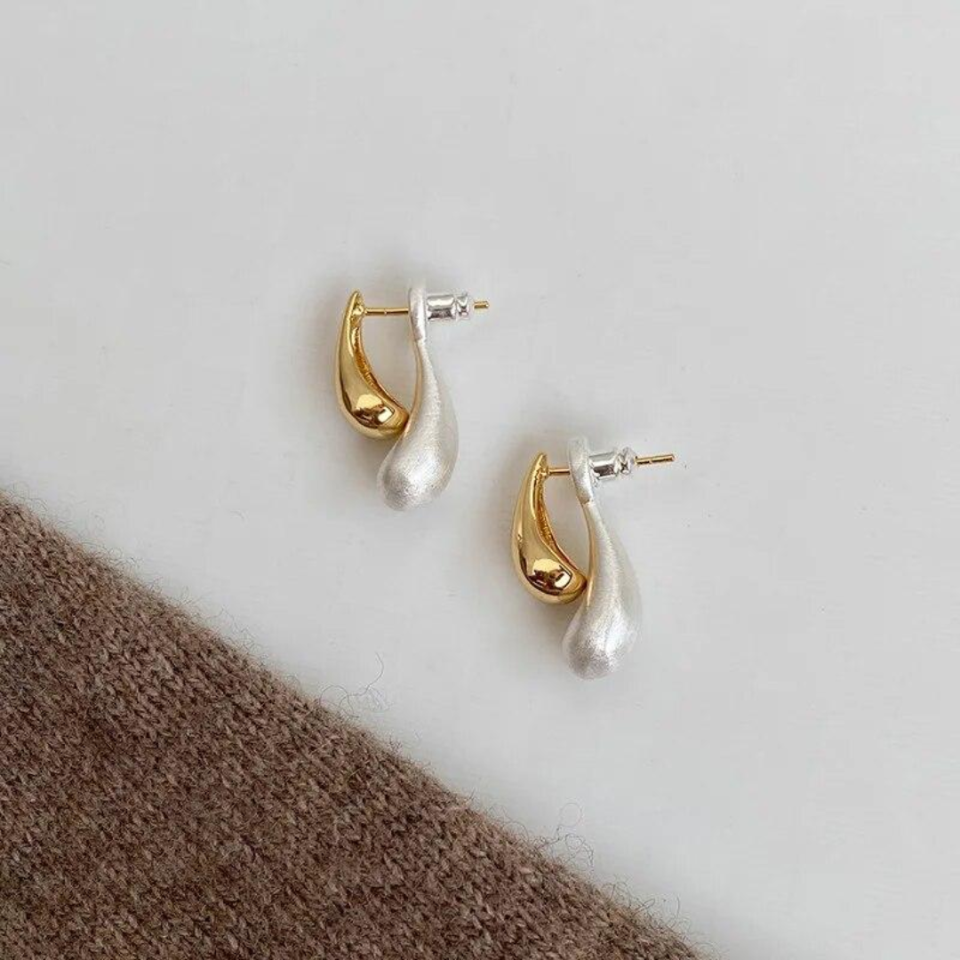 White and Gold Earring