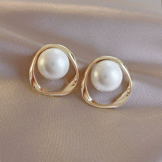 White Pearl Earrings